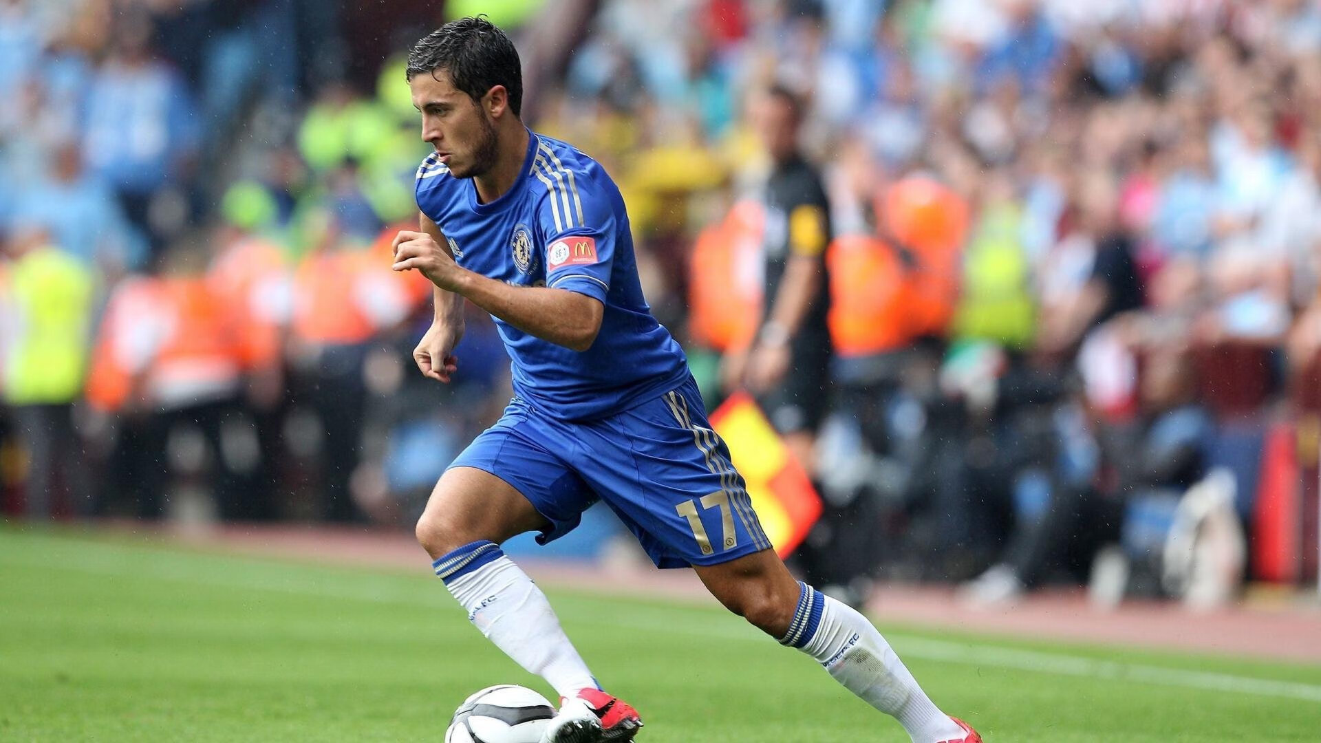 Kobayashi 攻守两端贡献突出